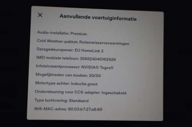 Tesla Model S (2014) thumbnail 5