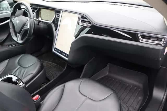 Tesla Model S (2014) thumbnail 6