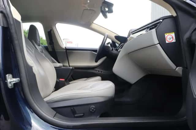 Tesla Model S (2014) thumbnail 5