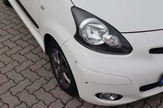 Toyota Aygo (2011) thumbnail 6