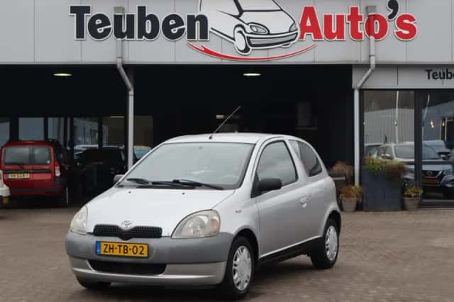 Toyota Yaris (1999) thumbnail 1