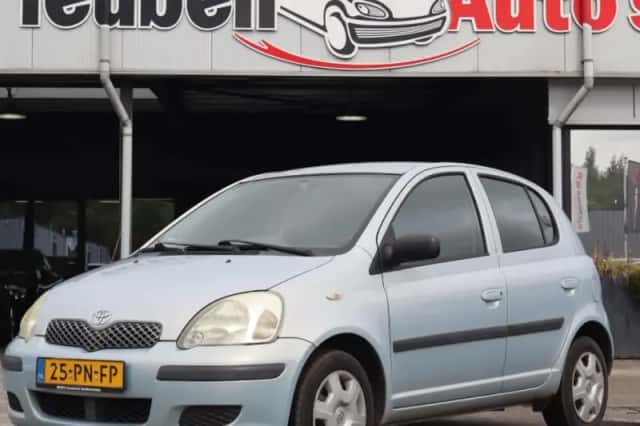 Toyota Yaris (2004) thumbnail 1