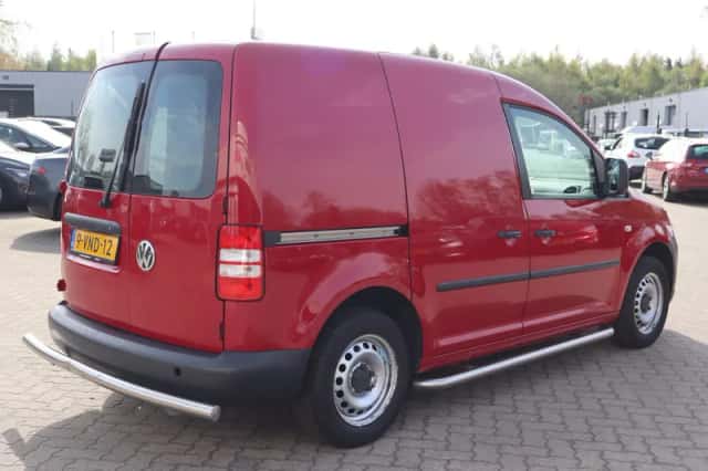 Volkswagen Caddy (2011) thumbnail 3