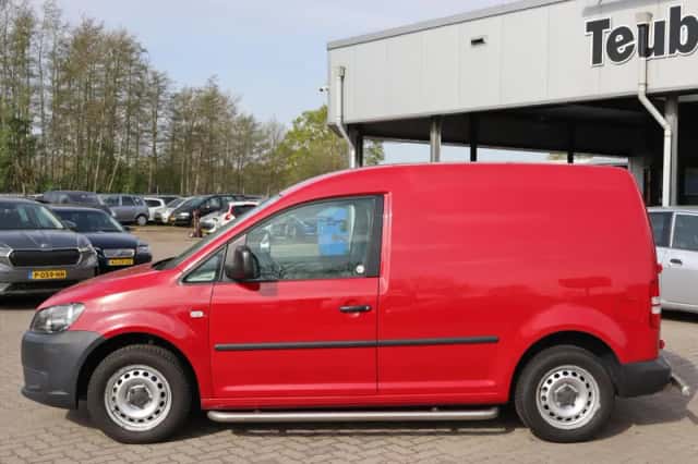 Volkswagen Caddy (2011) thumbnail 4
