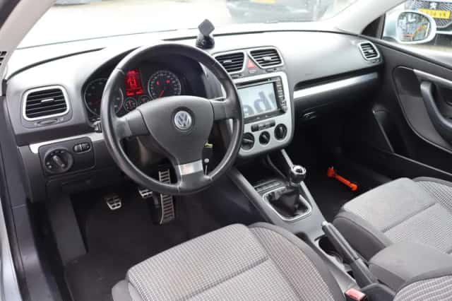 Volkswagen Eos (2007) thumbnail 3