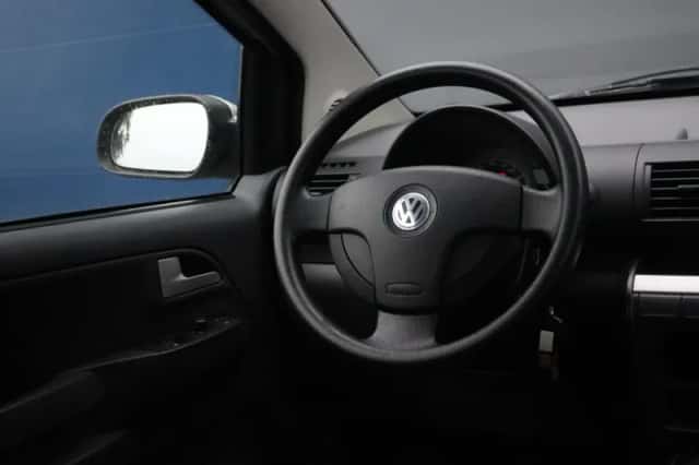Volkswagen Fox (2007) thumbnail 5
