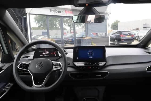 Volkswagen ID.3 (2021) thumbnail 5