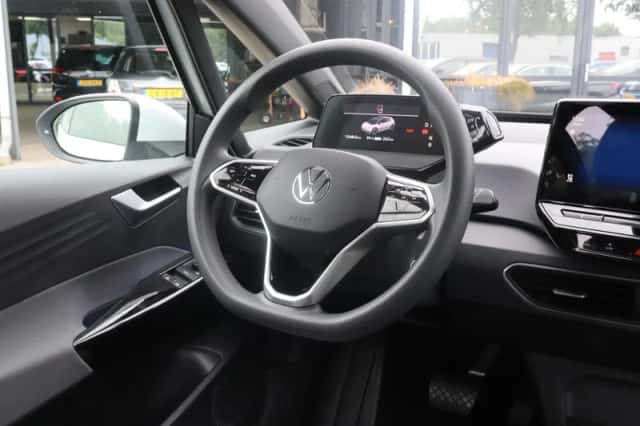 Volkswagen ID.3 (2021) thumbnail 6