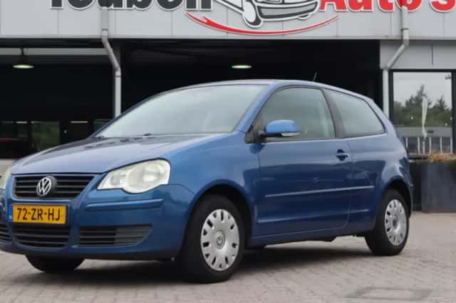 Volkswagen Polo (2008) thumbnail 1