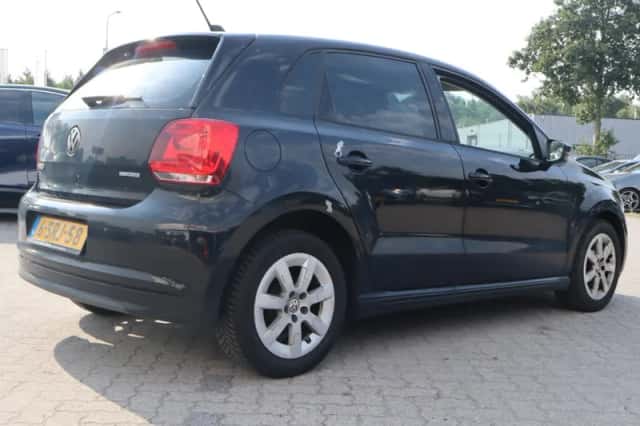 Volkswagen Polo (2013) thumbnail 3