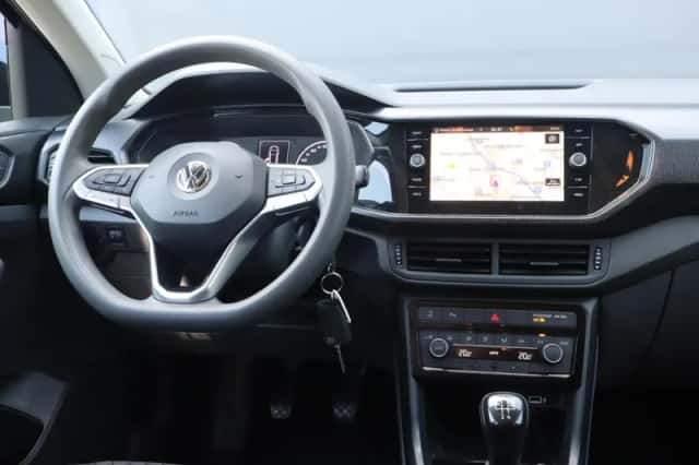 Volkswagen T-Cross (2020) thumbnail 5