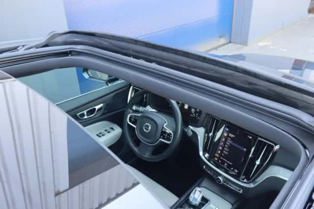 Volvo S60 (2021) thumbnail 6