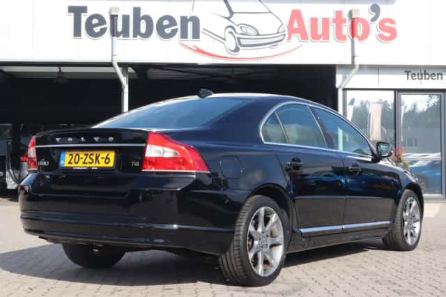 Volvo S80 (2013) thumbnail 2