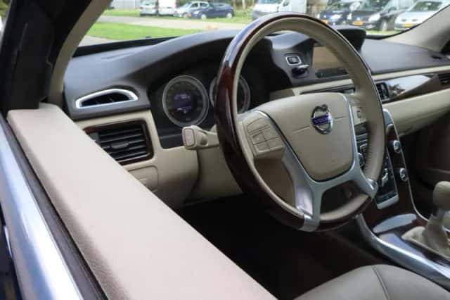 Volvo S80 (2013) thumbnail 5