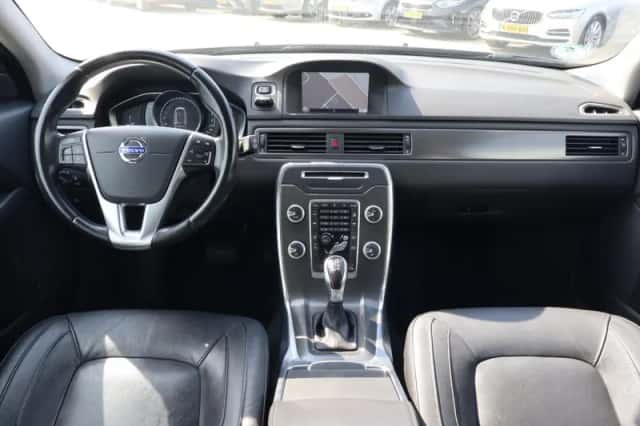 Volvo V70 (2015) thumbnail 4