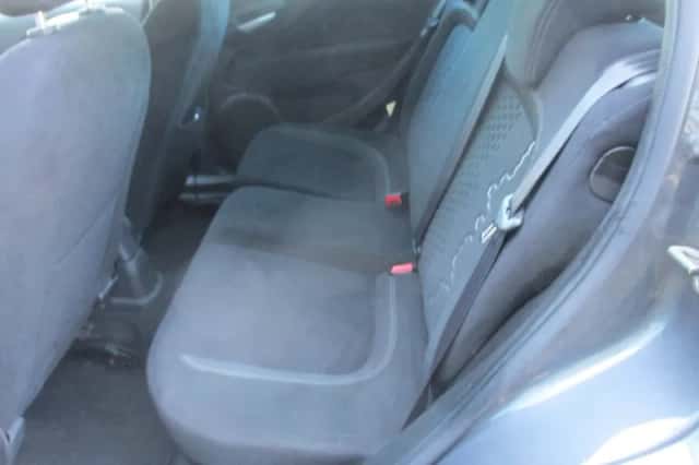 Fiat Punto (2013) thumbnail 6