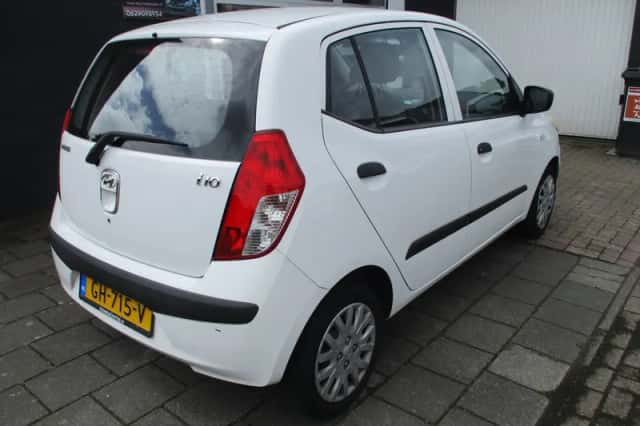 Hyundai i10 (2009) thumbnail 4