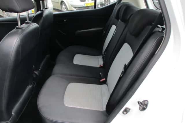Hyundai i10 (2009) thumbnail 6