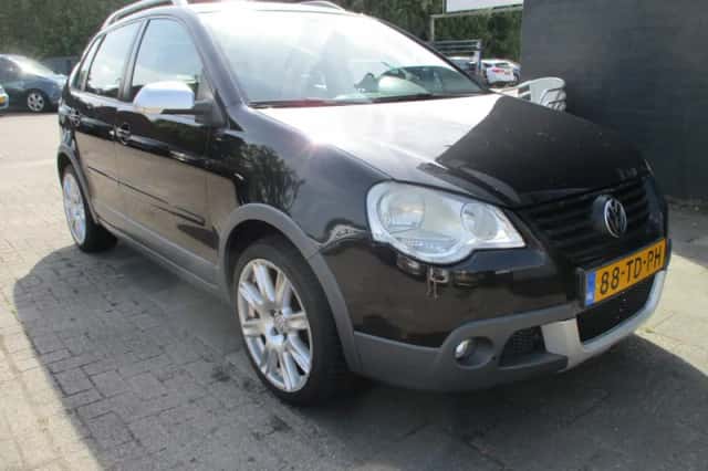 Volkswagen Polo (2006) thumbnail 1