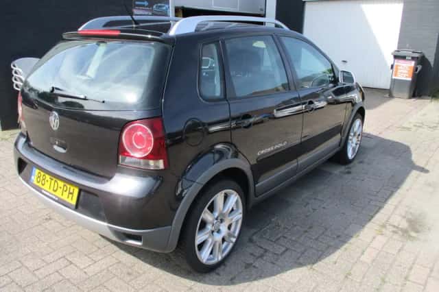 Volkswagen Polo (2006) thumbnail 4