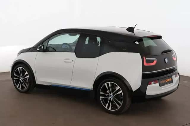 BMW i3 (2022) thumbnail 4