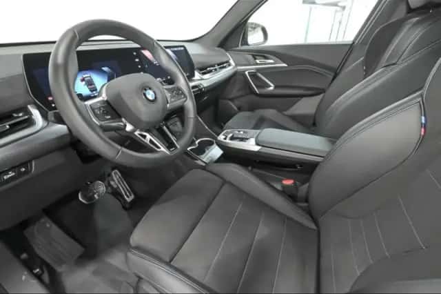 BMW X1 (2026) thumbnail 6