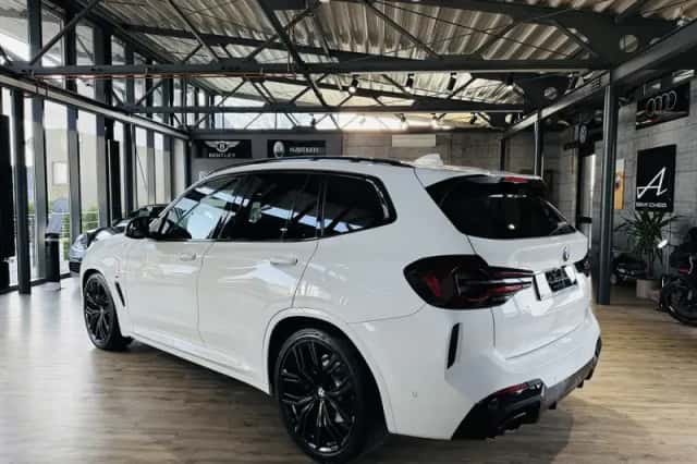 BMW X3 (2022) thumbnail 4