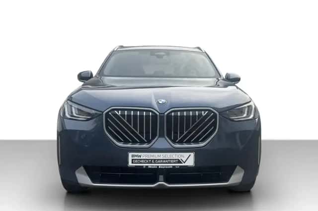 BMW X3 (2025) thumbnail 2