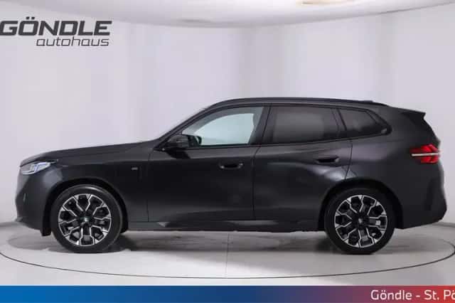 BMW X3 (2025) thumbnail 3