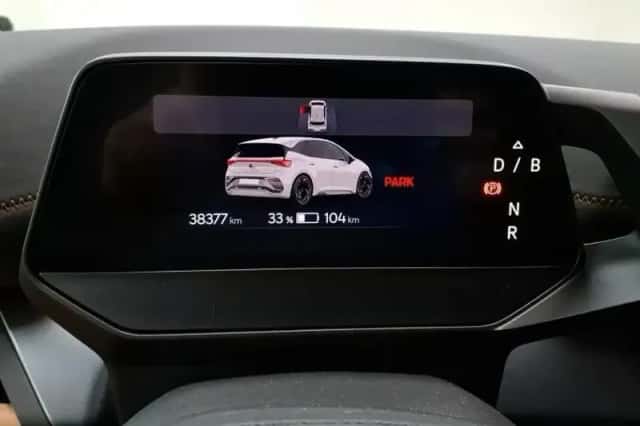 CUPRA Born (2022) thumbnail 5