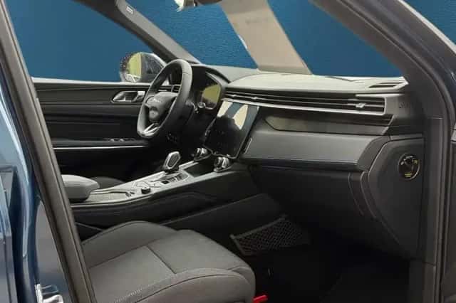 Lynk & Co 01 (2024) thumbnail 5