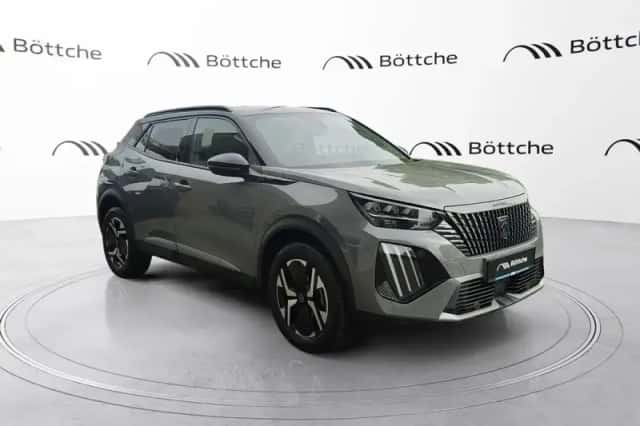 Peugeot 2008 (2024) thumbnail 4