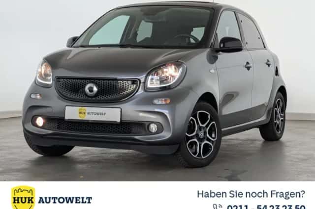 Smart forFour (2019) thumbnail 1