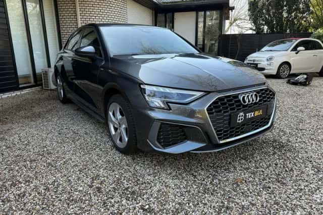 Audi A3 (2021) thumbnail 3