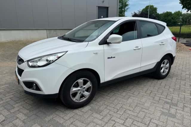 Hyundai ix35 (2011) thumbnail 1