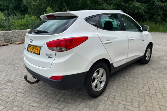 Hyundai ix35 (2011) thumbnail 5