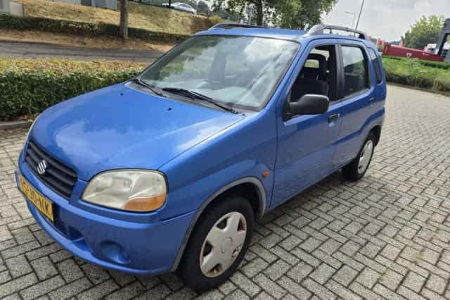Suzuki Ignis (2002) thumbnail 1