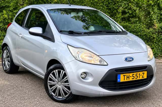 Ford Ka (2010) thumbnail 2