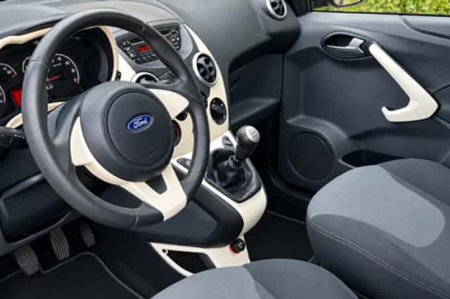 Ford Ka (2010) thumbnail 3