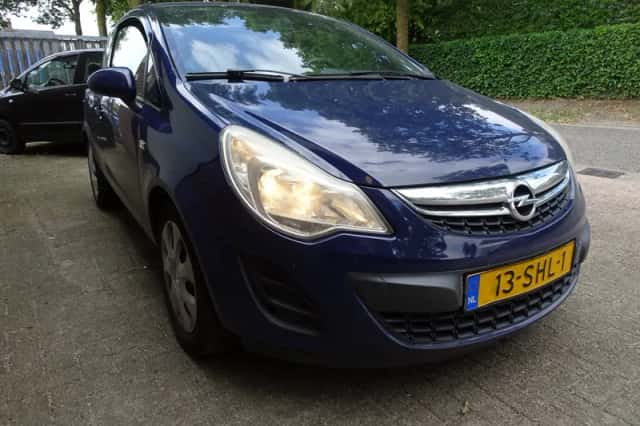 Opel Corsa (2011) thumbnail 6