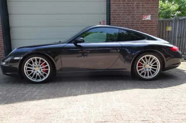 Porsche 911 (2006) thumbnail 2