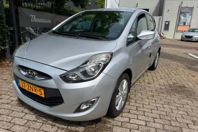 Hyundai ix20 (2013) thumbnail 6