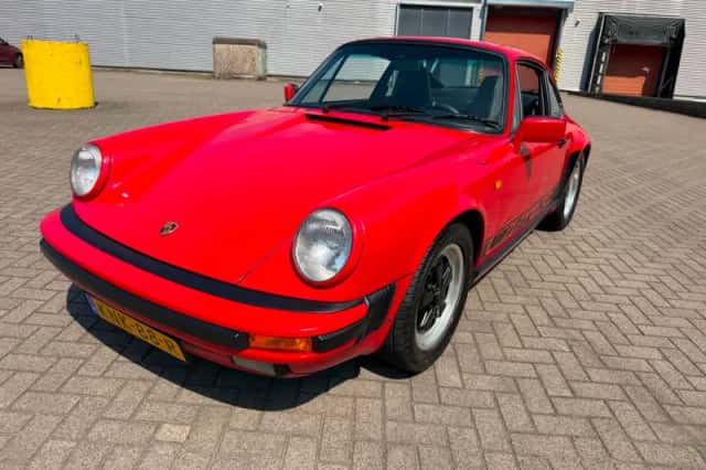Porsche 911 (1986) thumbnail 5