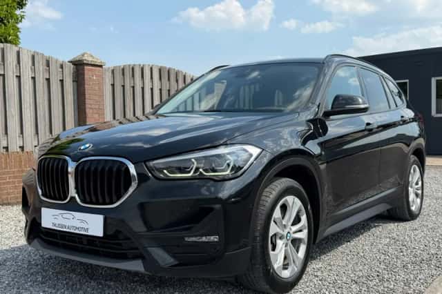 BMW X1 (2021) thumbnail 3