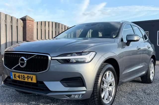 Volvo XC60 (2021) thumbnail 2