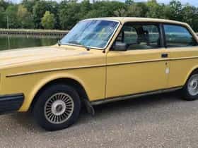 Volvo 242 (1983) thumbnail 2