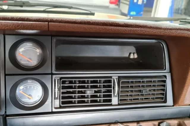 Volvo 242 (1983) thumbnail 18