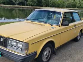 Volvo 242 (1983) thumbnail 3