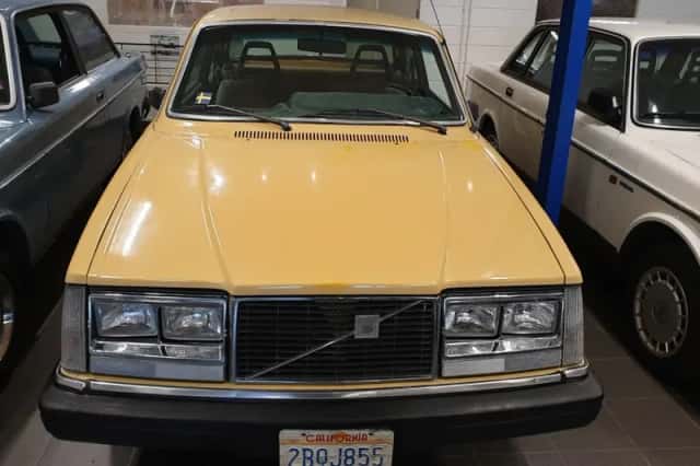 Volvo 242 (1983) thumbnail 5