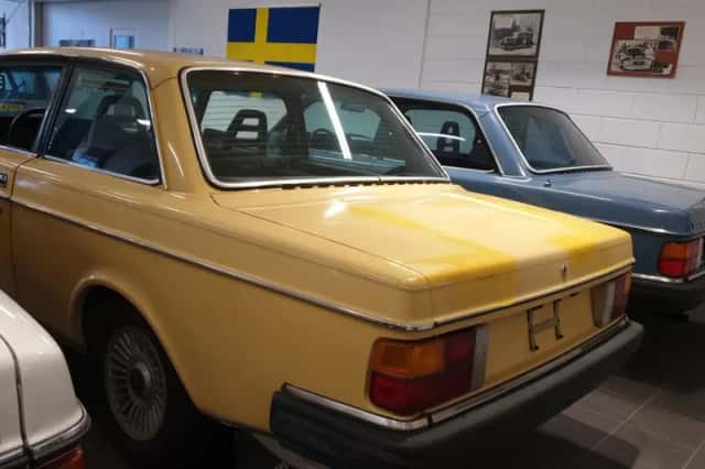 Volvo 242 (1983) thumbnail 8